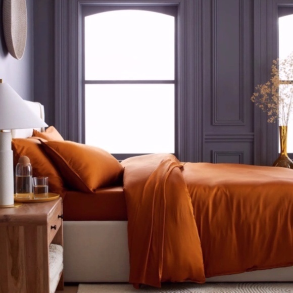 NWOT Quince Bamboo Queen Duvet Cover in Terracotta - Picture 3 of 6